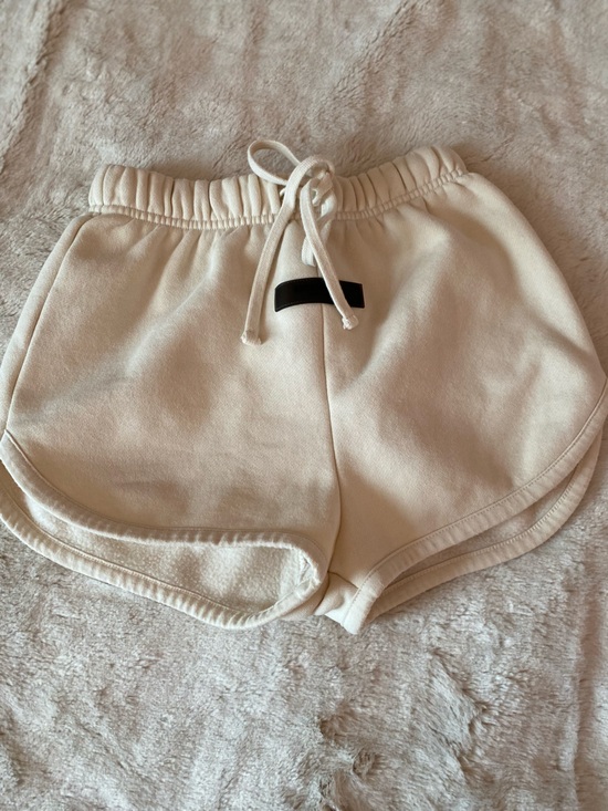 Fear of God Pants - Fear of God Essential women’s mini sweat shorts